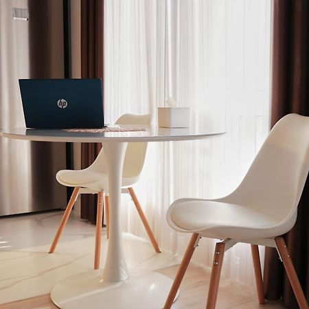 Lovely 1-Bedroom Rental Unit In Downtown Dushanbe Esterno foto