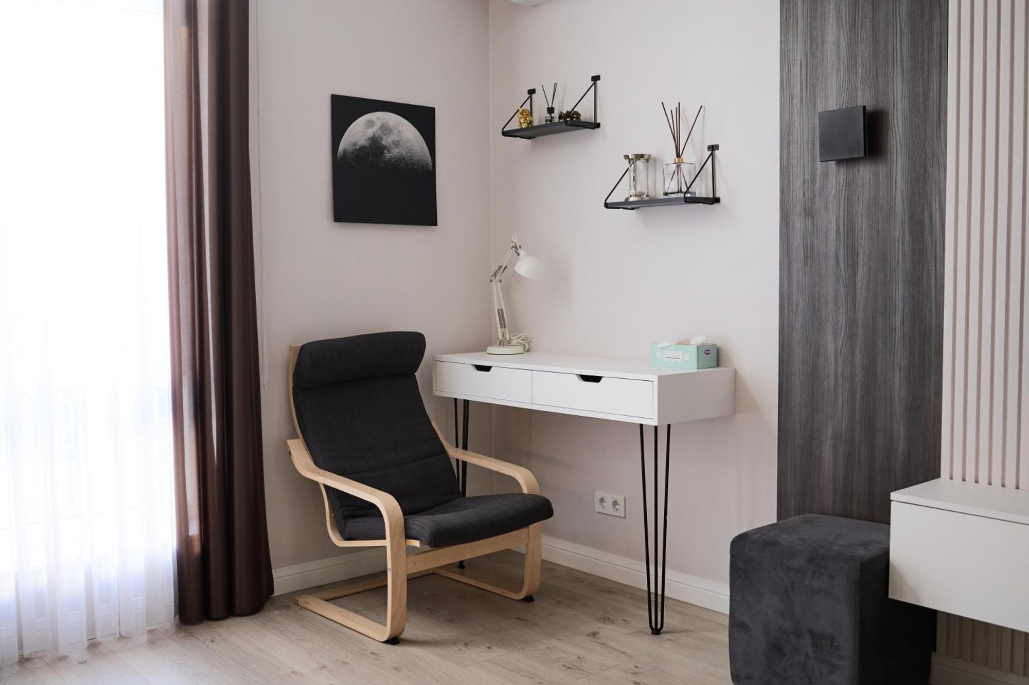 Lovely 1-Bedroom Rental Unit In Downtown Dushanbe Esterno foto