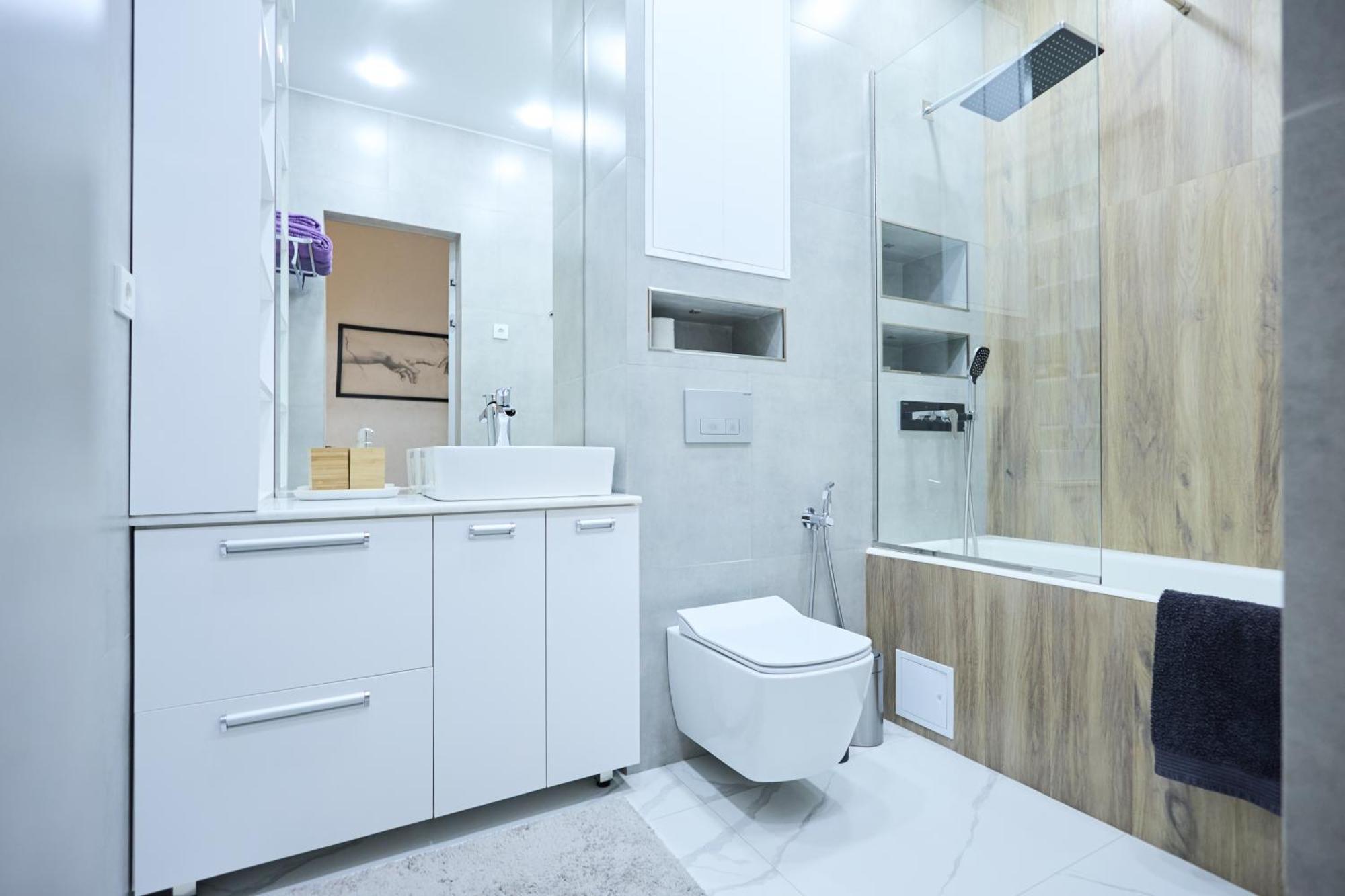 Lovely 1-Bedroom Rental Unit In Downtown Dushanbe Esterno foto